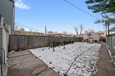 1731 N Central Park Avenue, Chicago, IL 60647 - Photo 25