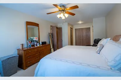 5875 Constitution Avenue, Gurnee, IL 60031 - Photo 21