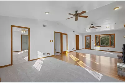 1323 S Roselle Road, Schaumburg, IL 60193 - Photo 35