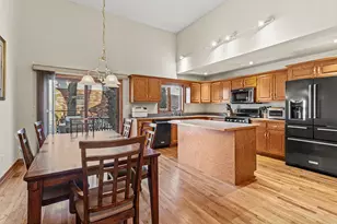 1011 Ranchwood Dr, Shorewood, IL 60404 - Photo 3