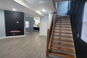 320 N Menard Ave, Chicago, IL 60644 - Photo 3