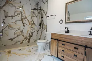 320 N Menard Ave, Chicago, IL 60644 - Photo 21