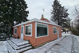 1124 Jackson Ct, Waukegan, IL 60085 - Photo 3