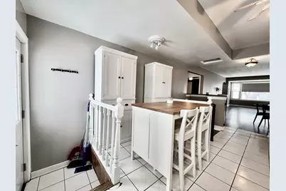 9707 S Harding Avenue, Evergreen Park, IL 60805 - Photo 5