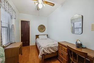 928 W 35th St, Chicago, IL 60609 - Photo 11