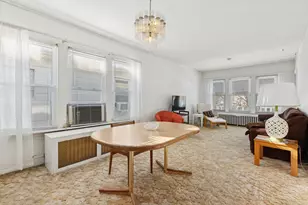 5207 N Ludlam Ave, Chicago, IL 60630 - Photo 17