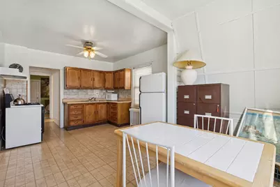 5207 N Ludlam Avenue, Chicago, IL 60630 - Photo 13