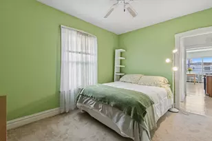 5207 N Ludlam Ave, Chicago, IL 60630 - Photo 15