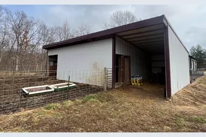 9576 State Route 161 Extension, Iuka, IL 62849 - Photo 17