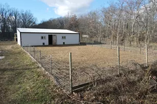 9576 State Rte 161 Ext, Iuka, IL 62849 - Photo 39