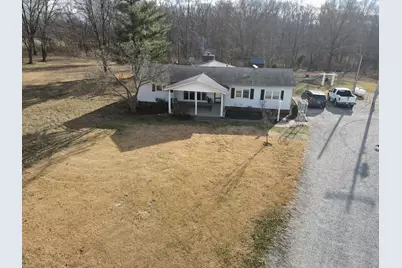 9576 State Route 161 Extension, Iuka, IL 62849 - Photo 1