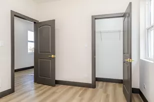 5637 S Prairie Ave, Chicago, IL 60637 - Photo 9