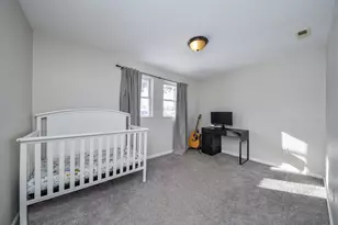 34W928 N James Dr, Saint Charles, IL 60174 - Photo 7