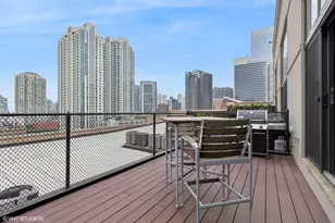 616 W Fulton St, Chicago, IL 60661 - Photo 11