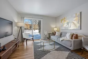 8888 Steven Dr, Des Plaines, IL 60016 - Photo 3