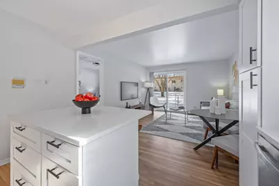 8888 Steven Drive #1H, Des Plaines, IL 60016 - Photo 5