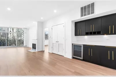 914 W Hubbard Street #304, Chicago, IL 60642 - Photo 3