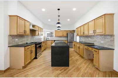 2812 Stuart Kaplan Court, Aurora, IL 60503 - Photo 5