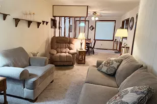 1445 Pickwick St, Ottawa, IL 61350 - Photo 9