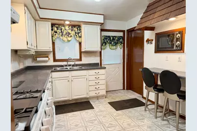 1445 Pickwick Street, Ottawa, IL 61350 - Photo 5