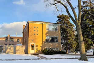 8707 N Oketo Ave, Niles, IL 60714 - Photo 1