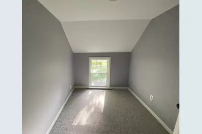 255 Oak Street, Hampshire, IL 60140 - Photo 5