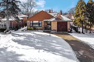 7050 N Keating Ave, Lincolnwood, IL 60712 - Photo 23