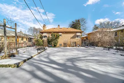 7050 N Keating Avenue, Lincolnwood, IL 60712 - Photo 21