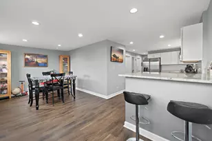 7535 W 61st St, Summit, IL 60501 - Photo 11