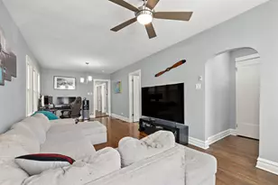 7535 W 61st St, Summit, IL 60501 - Photo 5