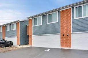 1234 Gillespie Ln, Yorkville, IL 60560 - Photo 3