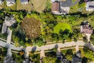 1080 Westberry Ct, Lake Zurich, IL 60047 - Photo 1