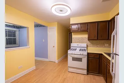 9170 Crescent Court, Oak Lawn, IL 60453 - Photo 7