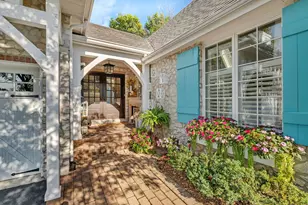 719 Stonebridge Rd, Frankfort, IL 60423 - Photo 3