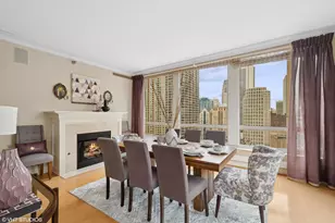 55 E Erie St, Chicago, IL 60611 - Photo 7