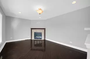 9523 S Kostner Ave, Oak Lawn, IL 60453 - Photo 3