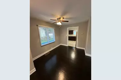 7010 Foster Street, Morton Grove, IL 60053 - Photo 5