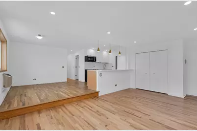 4976 N Milwaukee Avenue #401, Chicago, IL 60630 - Photo 5