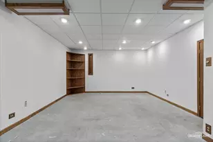 [Address not provided], Aurora, IL 60502 - Photo 27