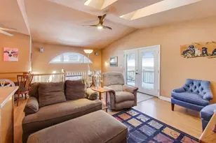 365 N Walnut St, Elmhurst, IL 60126 - Photo 5