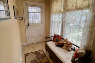 1533 Dempster St, Evanston, IL 60201 - Photo 3