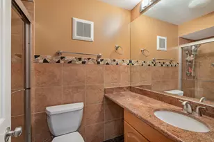 3918 Dundee Rd, Northbrook, IL 60062 - Photo 13