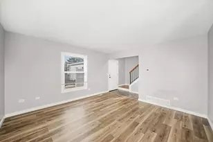 1033 Glouchester Harbor, Schaumburg, IL 60193 - Photo 5