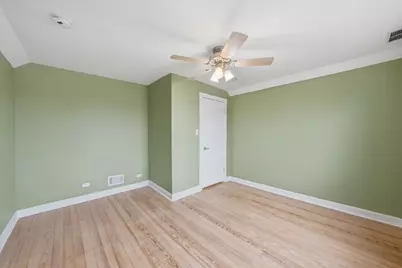 17201 Oak Park Avenue, Tinley Park, IL 60477 - Photo 21