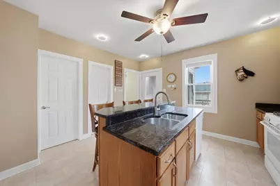 17201 Oak Park Avenue, Tinley Park, IL 60477 - Photo 9