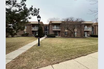 2426 N Kennicott Drive #1C, Arlington Heights, IL 60004 - Photo 1