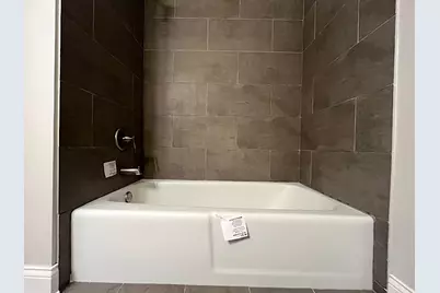 2426 N Kennicott Drive #1C, Arlington Heights, IL 60004 - Photo 11