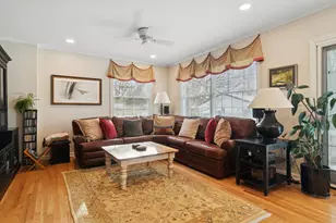 2732 Lincolnwood Dr, Evanston, IL 60201 - Photo 11