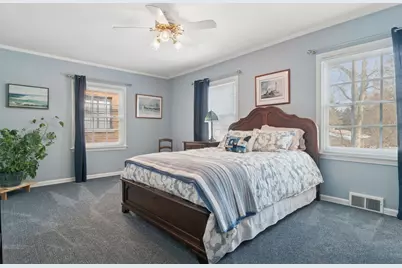 2732 Lincolnwood Drive, Evanston, IL 60201 - Photo 13