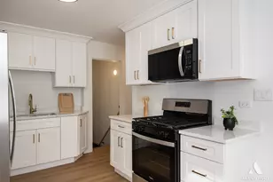 18441 Stewart Ave, Homewood, IL 60430 - Photo 17